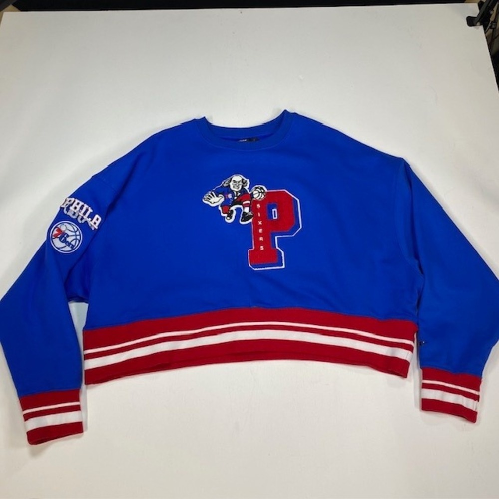 PRO STANDARD Philadelphia 76ers Basketball Graphic Crop Sweatshirt Womens Medium